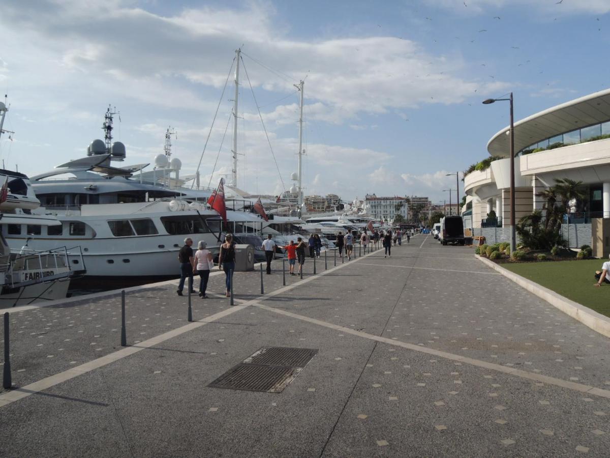 Totolulu Cannes Blue Corner Экстерьер фото